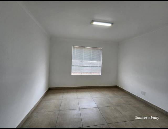 BUSINESS PROPERTY TO RENT IN OVERPORT